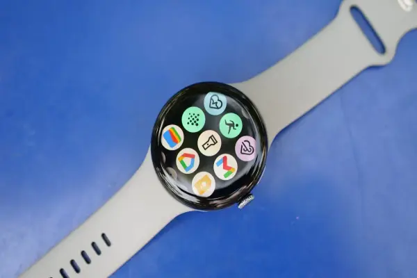 Bốn tính năng mà Pixel Watch 4 mới cần có